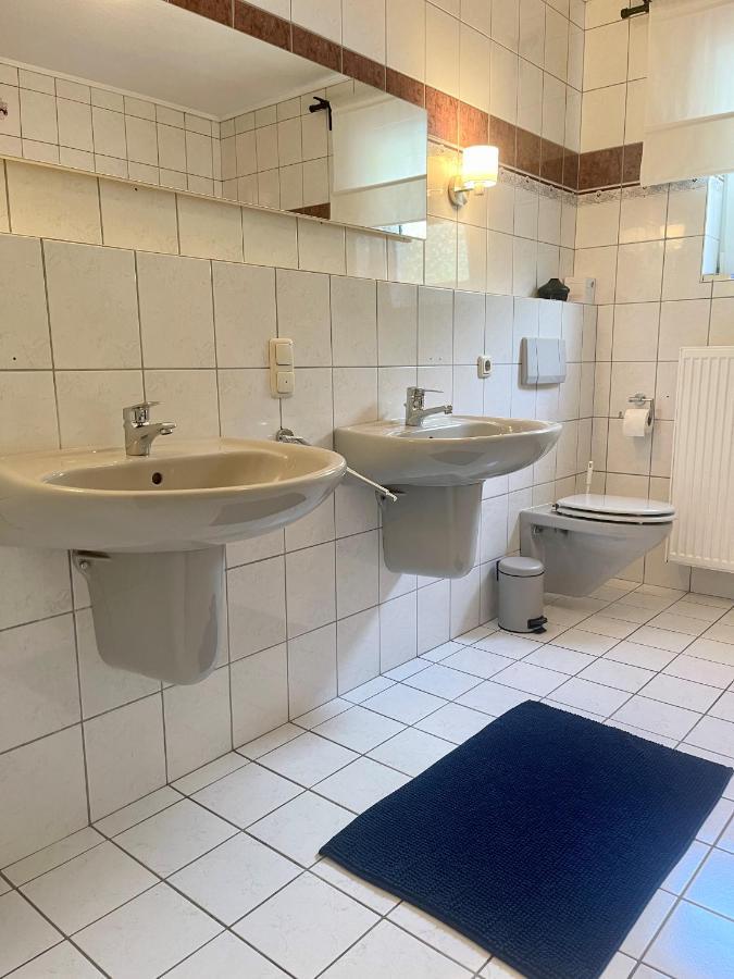 Landhaus Am Wald Mit Garten Mit 1 Schlafnische Und 1 Schlafzimmer Aurich Exteriér fotografie